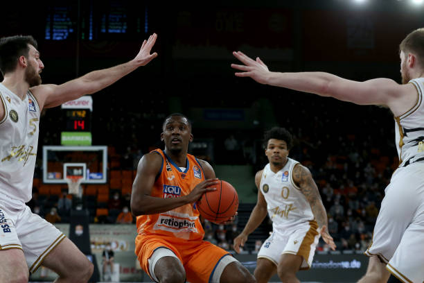 管理层深知 管理层深知