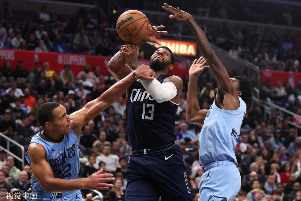 的球员之一 的球员之一